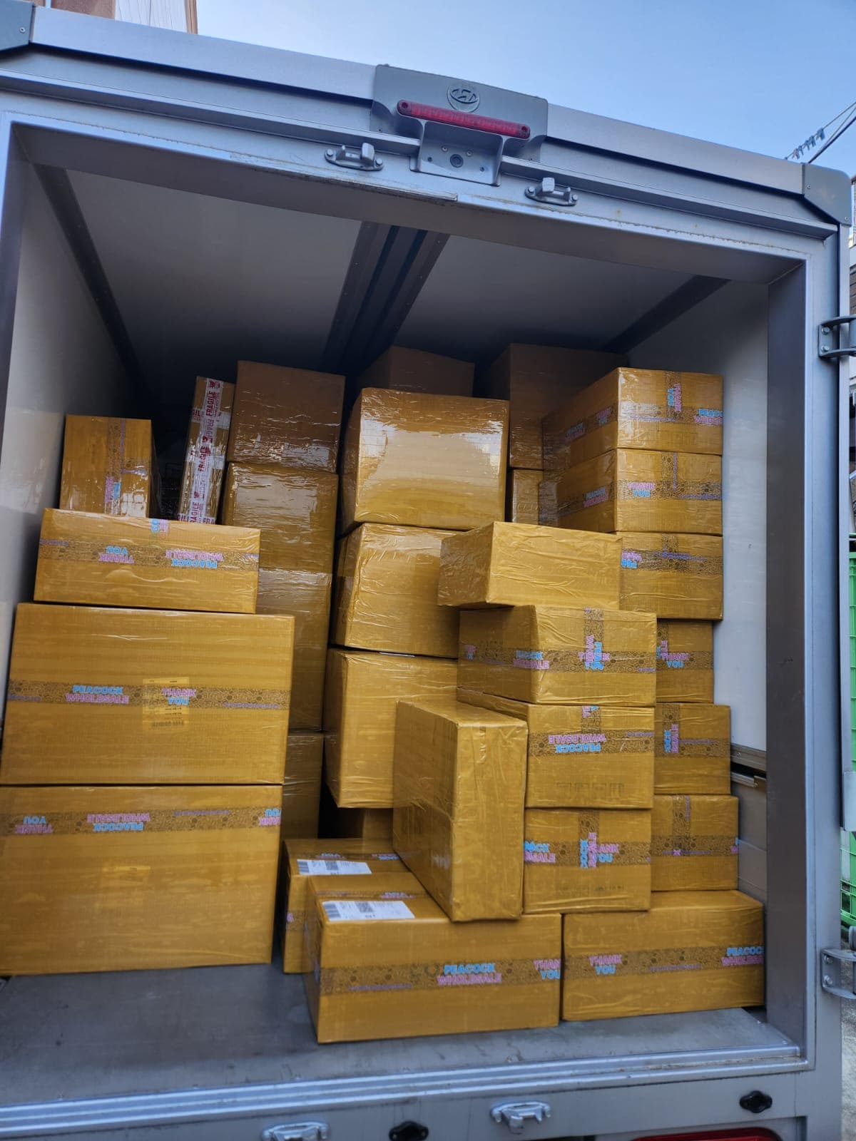 Warehouse shipping